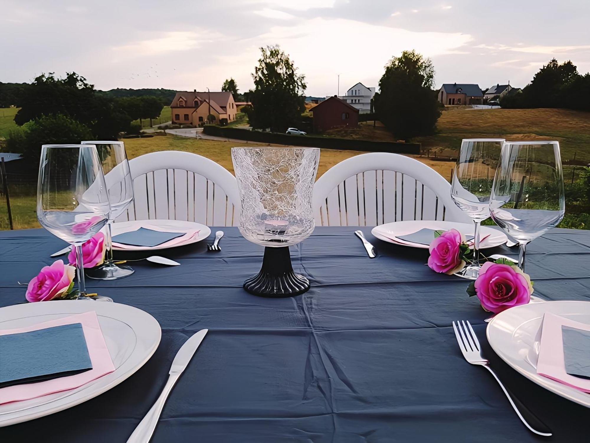 Au Chant Des Roches - Parking - Wifi - Terrasse - Chambres Familiales - Cerfontaine Dış mekan fotoğraf